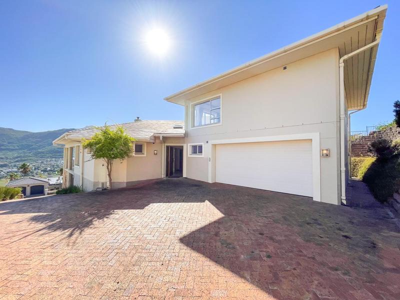 4 Bedroom Property for Sale in Hout Bay Western Cape